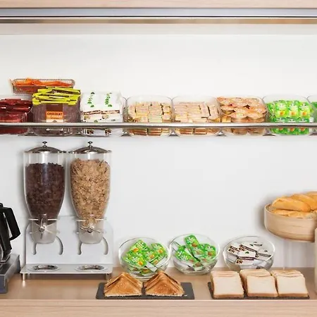 Hotelf1 Lille Tourcoing Nord