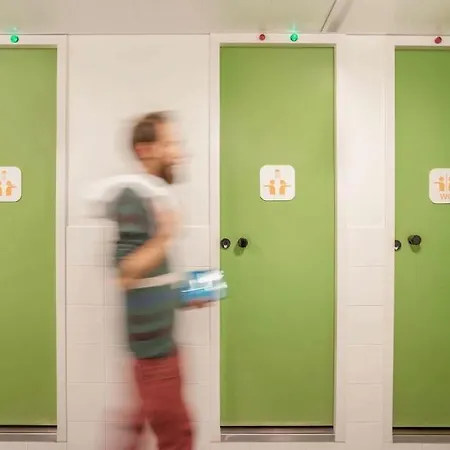 Hotelf1 Lille Tourcoing Nord ロンク